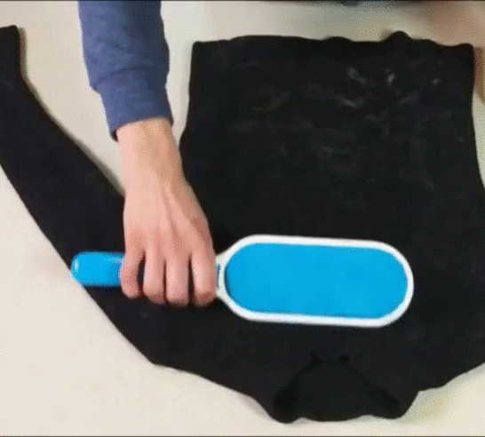 Stylish and Portable Double-Sided Lint/Fur Remover - Get Small Brush Free