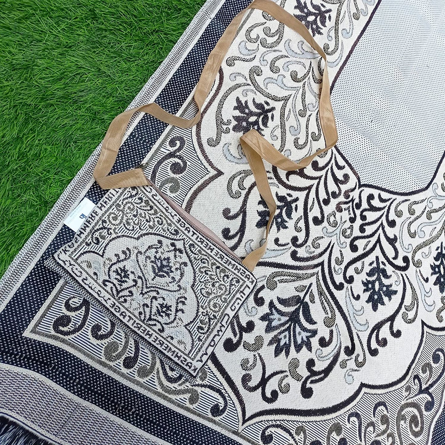 Portable Travel Prayer Mat With Bag | Hajj Gift | Ramazan Special