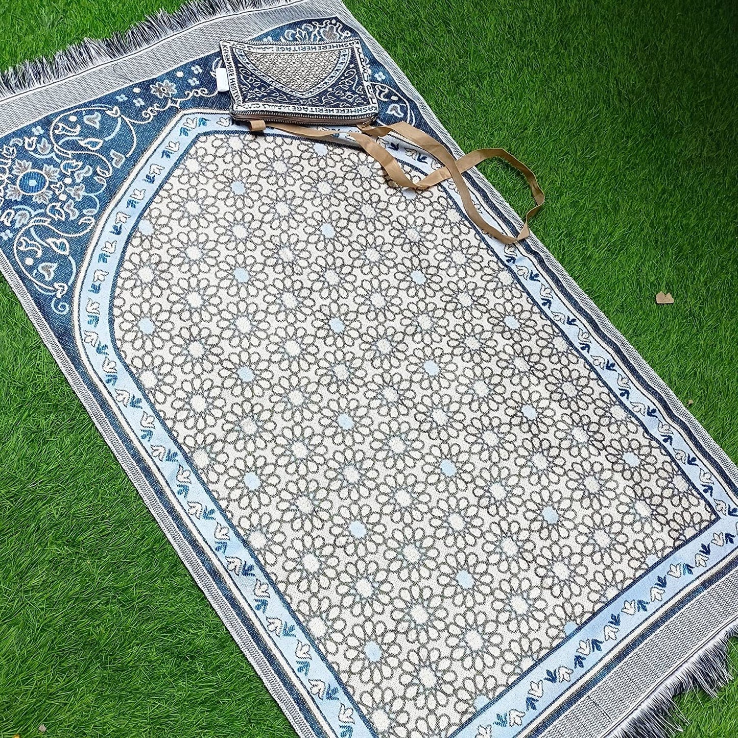 Portable Travel Prayer Mat With Bag | Hajj Gift | Ramazan Special